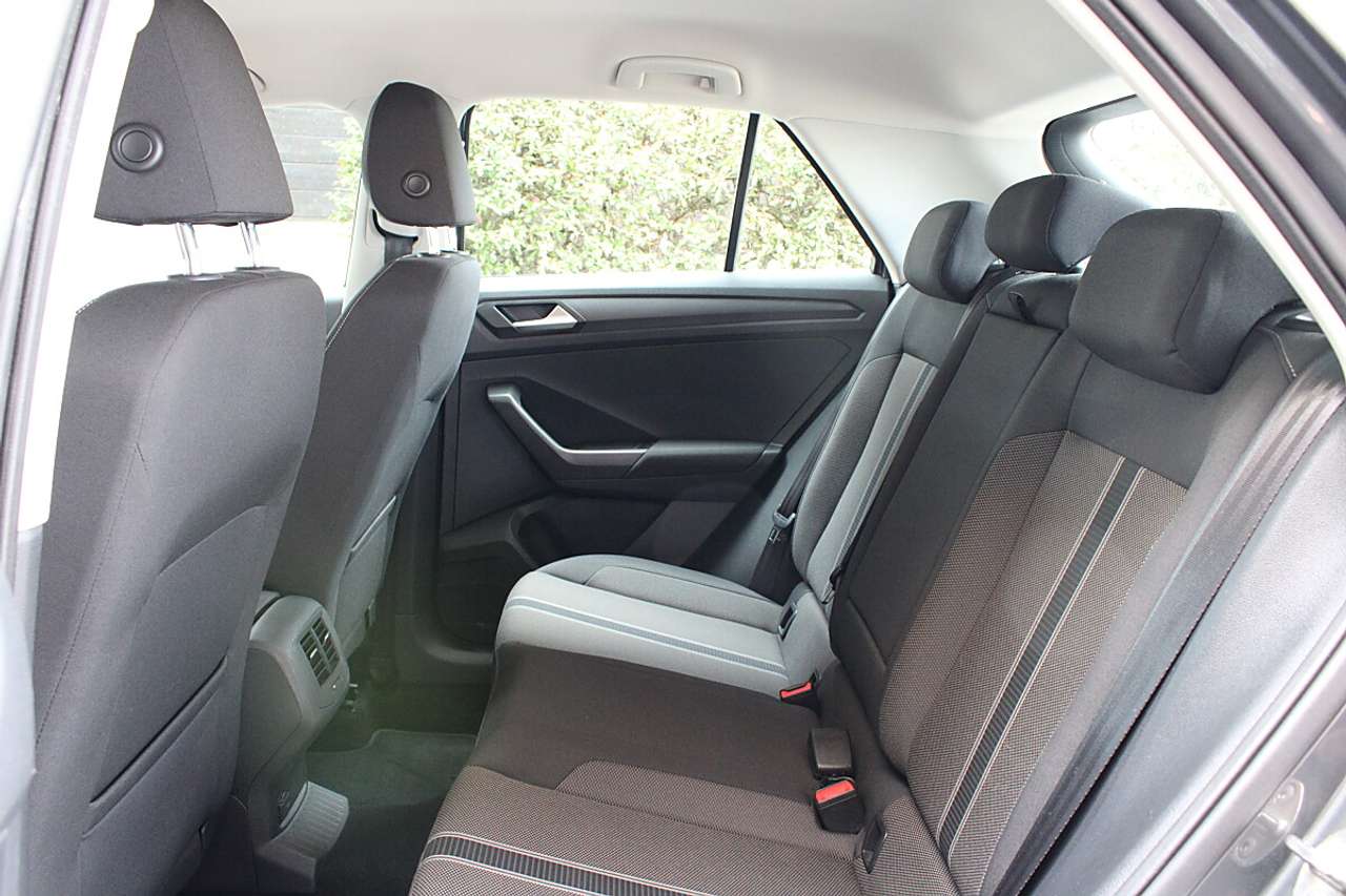 Volkswagen T-Roc  1,0 TSI Design *ACC, KESSY, Sitzheizung*