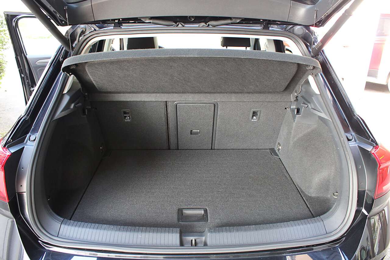 Volkswagen T-Roc  1,0 TSI Design *ACC, Rückfahrkamera, el. Heckkl…