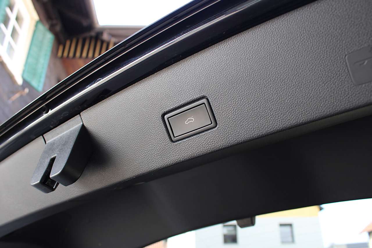 Volkswagen T-Roc  1,0 TSI Design *ACC, Rückfahrkamera, el. Heckkl…