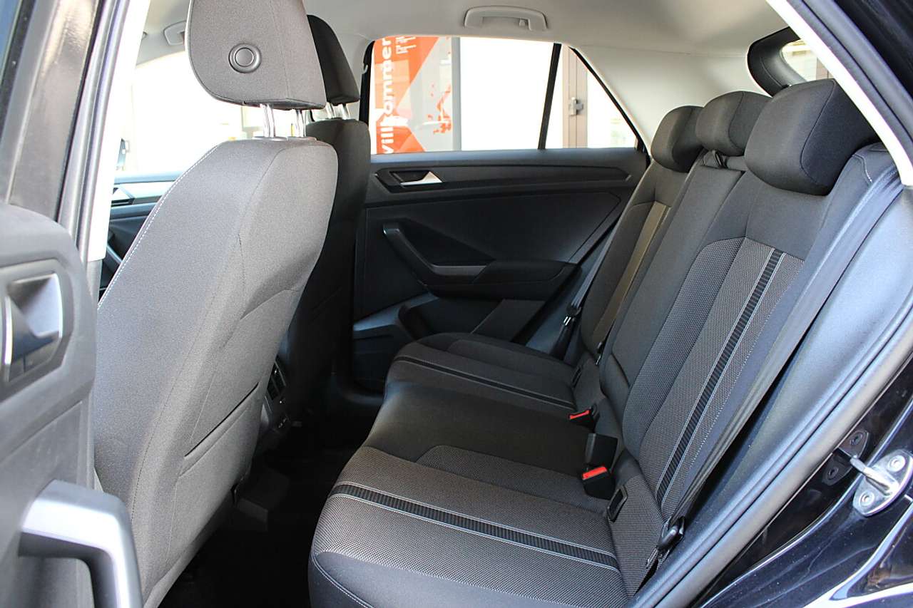 Volkswagen T-Roc  1,0 TSI Design *ACC, Rückfahrkamera, el. Heckkl…