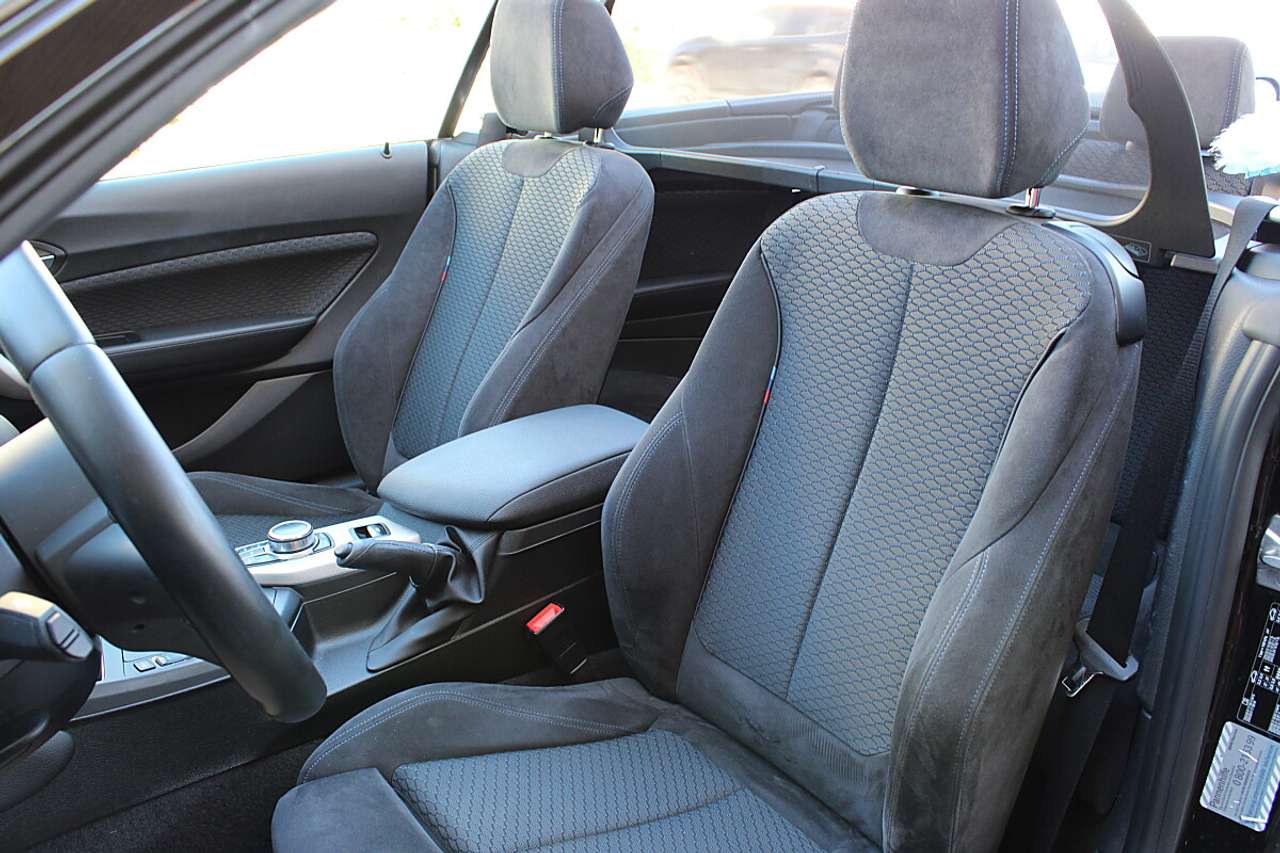 BMW 218  d Cabrio M Sport Aut. *Alcantara, Rückfahrkamer…