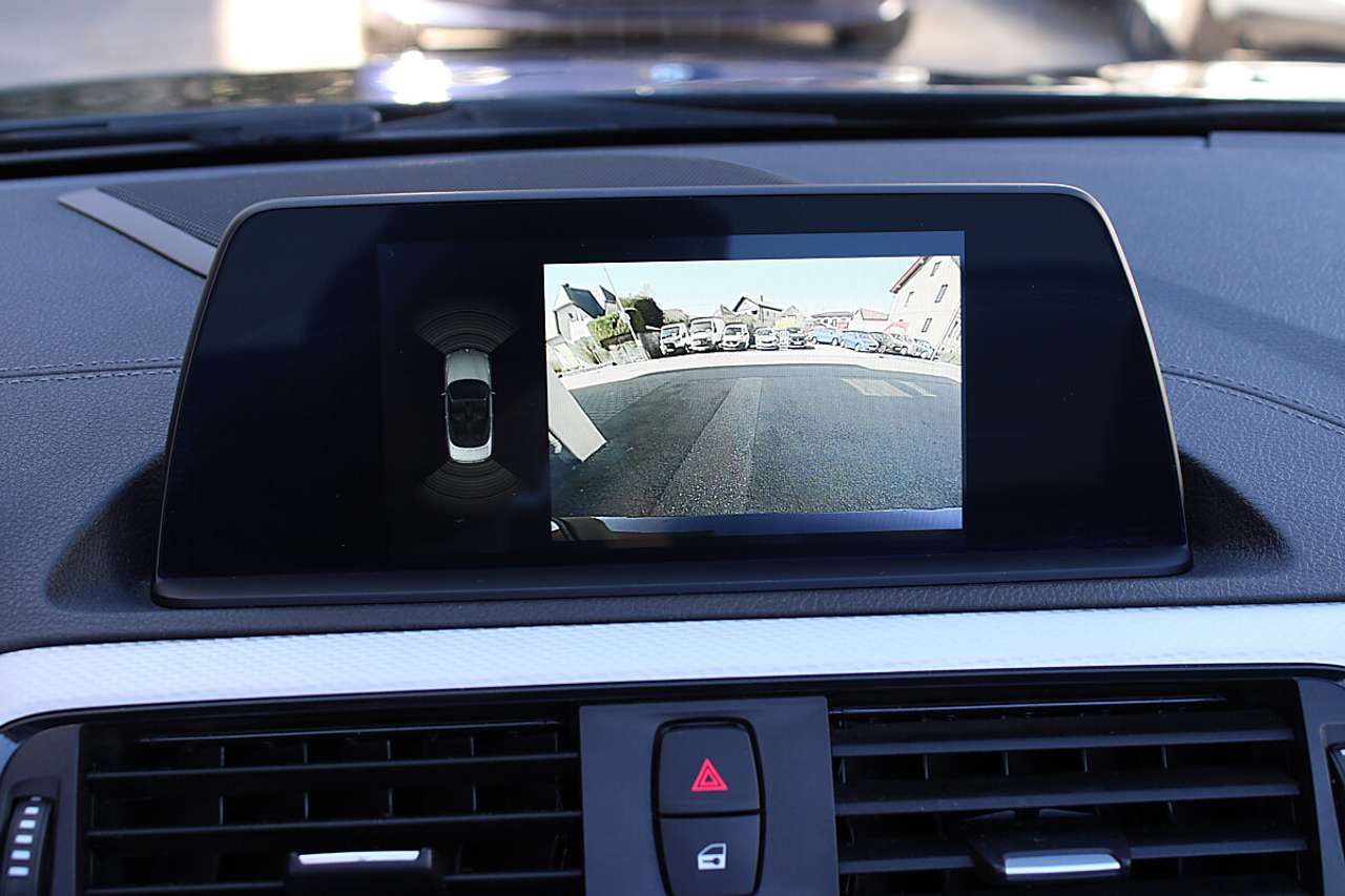 BMW 218  d Cabrio M Sport Aut. *Alcantara, Rückfahrkamer…