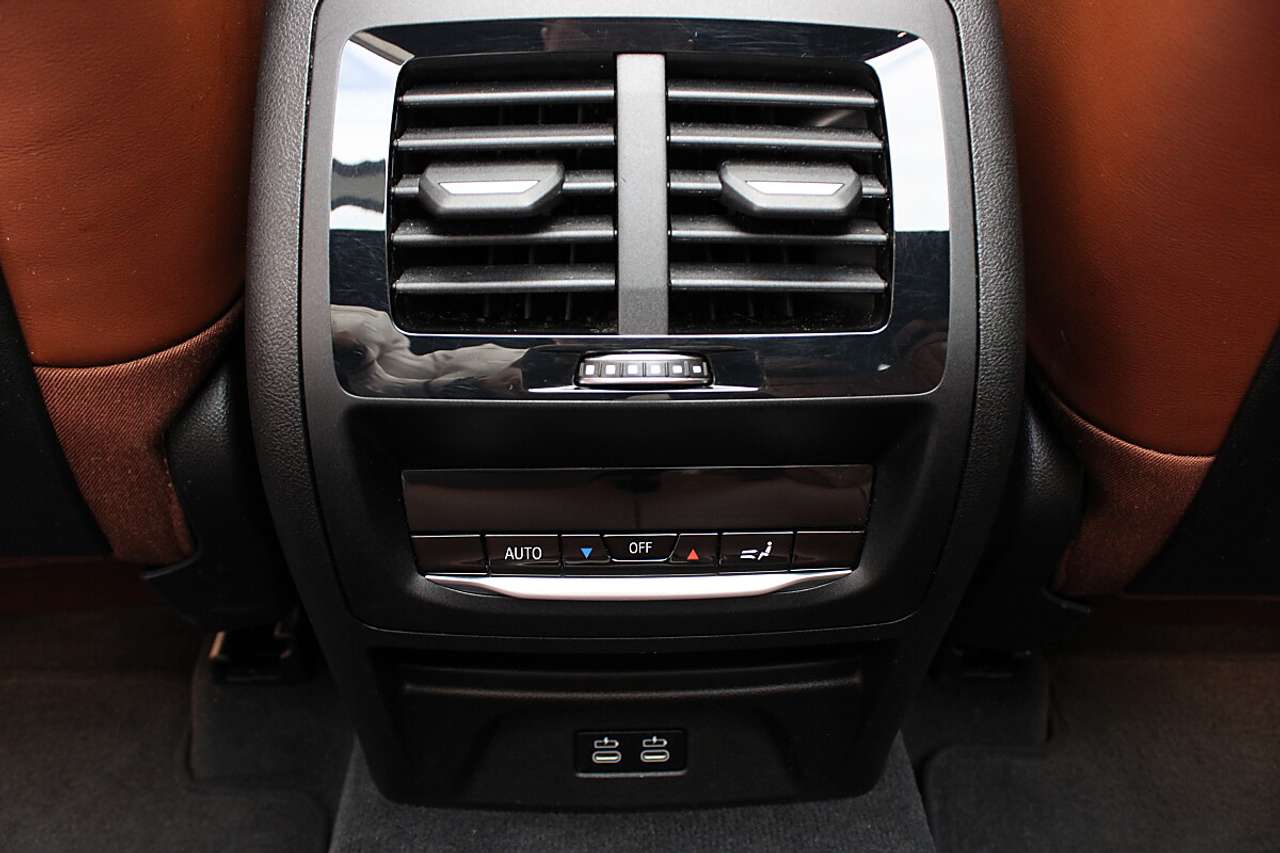 BMW X3  xDrive30e PHEV Aut. *1.Besitz, AHK, Panorama, L…