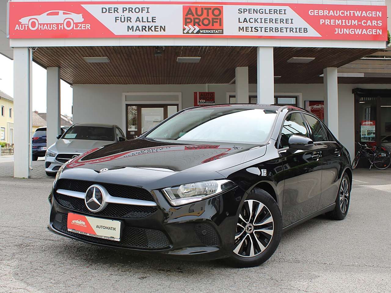Mercedes-Benz A 180 d Limousine Aut. Advantage *NAVI, RÜ.Kam, Sitzh…