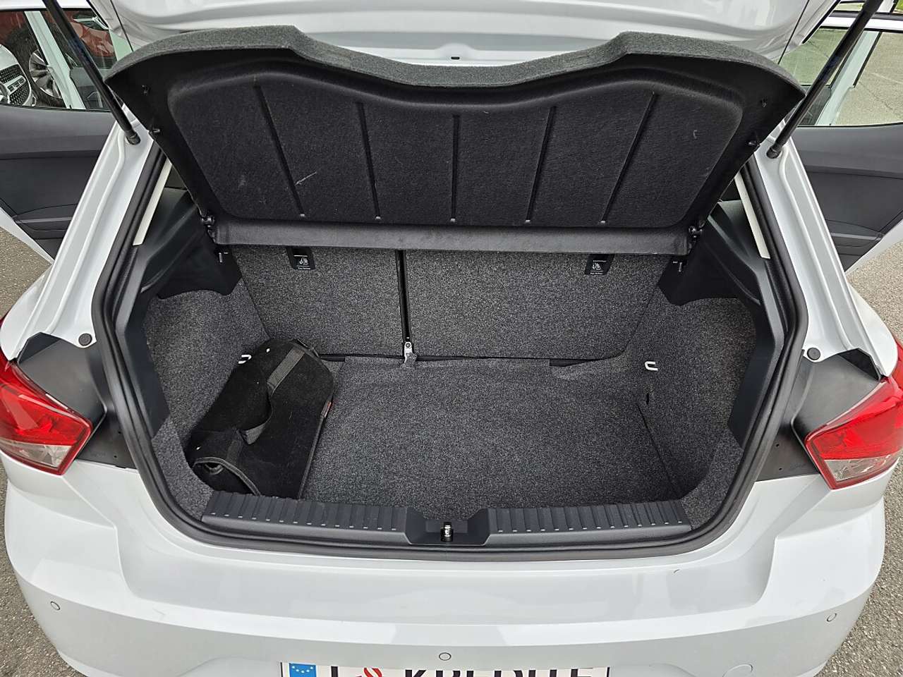 SEAT Ibiza  1,0 ECO TSI Style DSG *KESSY, ACC, Parksensor*