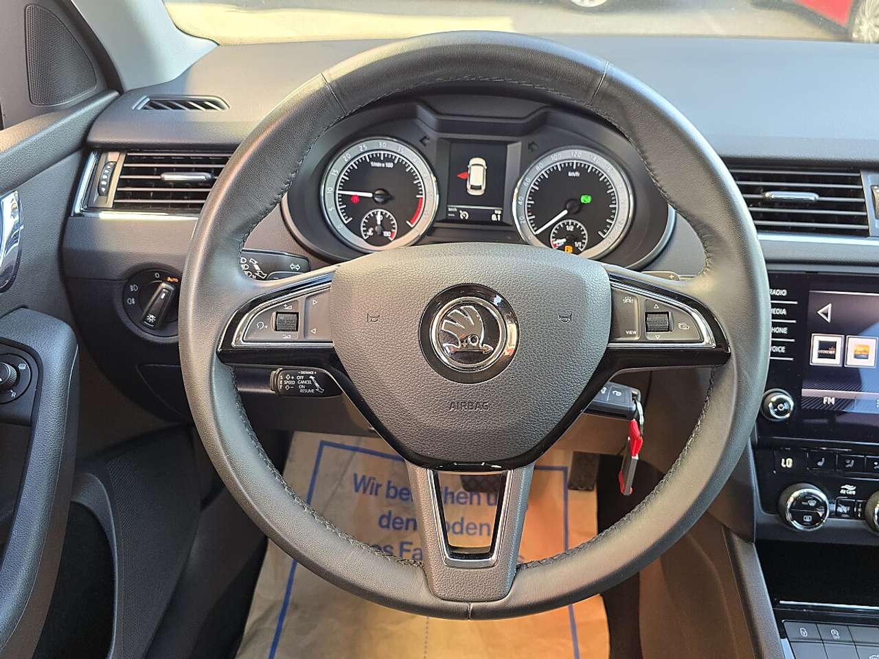 Skoda Octavia  Combi 2,0 TDI Limited DSG *ACC,Sitz-,Lenkradhei…