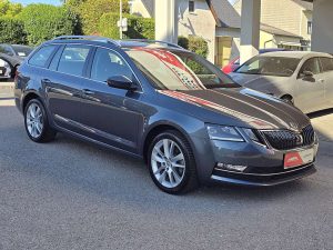 Skoda Octavia  Combi 2,0 TDI Limited DSG *ACC,Sitz-,Lenkradhei…