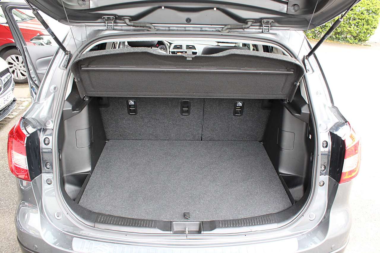 Suzuki SX4 S-Cross  1,4 DITC flash *Panorama, ACC, Rü.Kam*