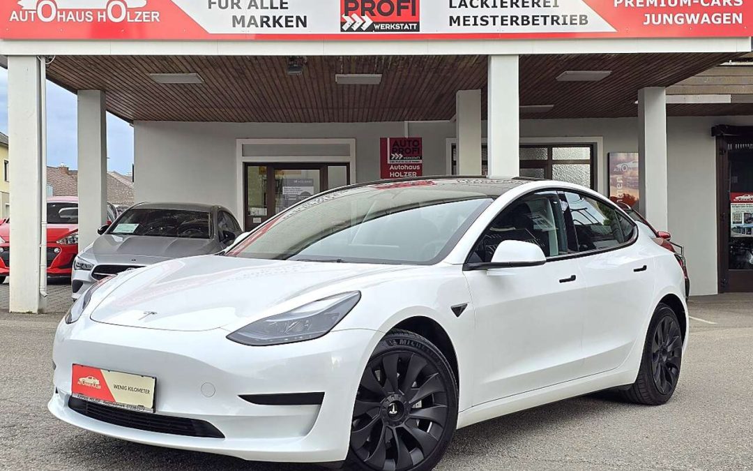 Tesla Model 3  Standard Range