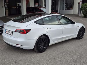 Tesla Model 3  Standard Range