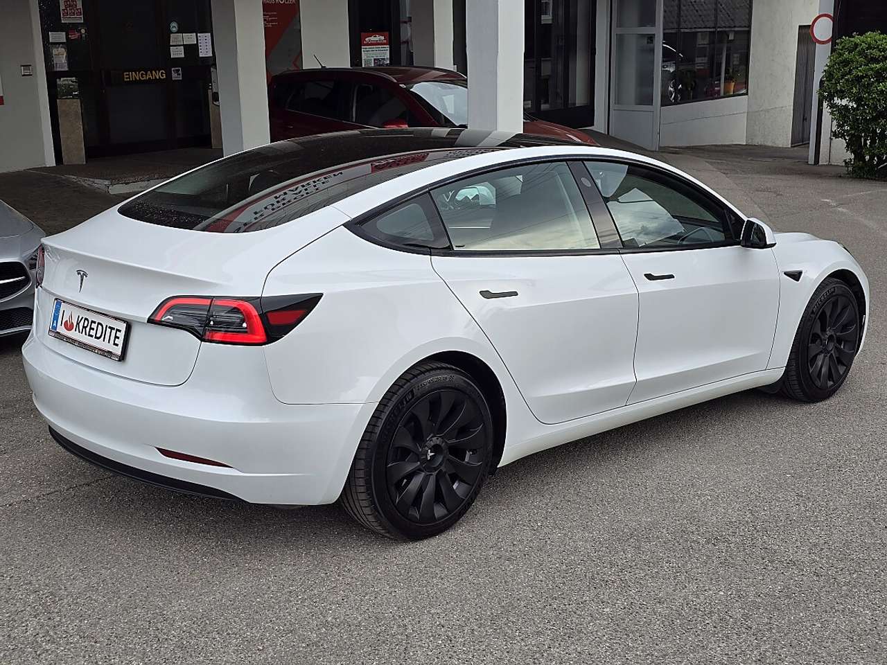Tesla Model 3  Standard Range