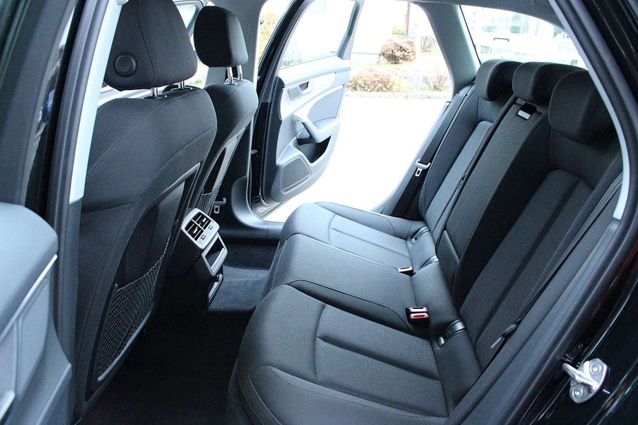 Audi A6  Avant 40 TDI Quattro S-tronic *AHK, Standheizun…