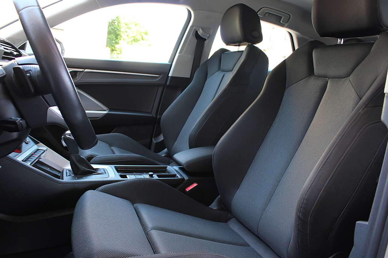 Audi Q3  Sportback 45 2.0 TFSI quattro S line *ACC, NAVI…