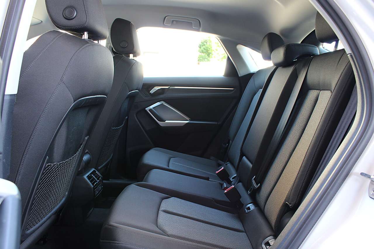 Audi Q3  Sportback 45 2.0 TFSI quattro S line *ACC, NAVI…