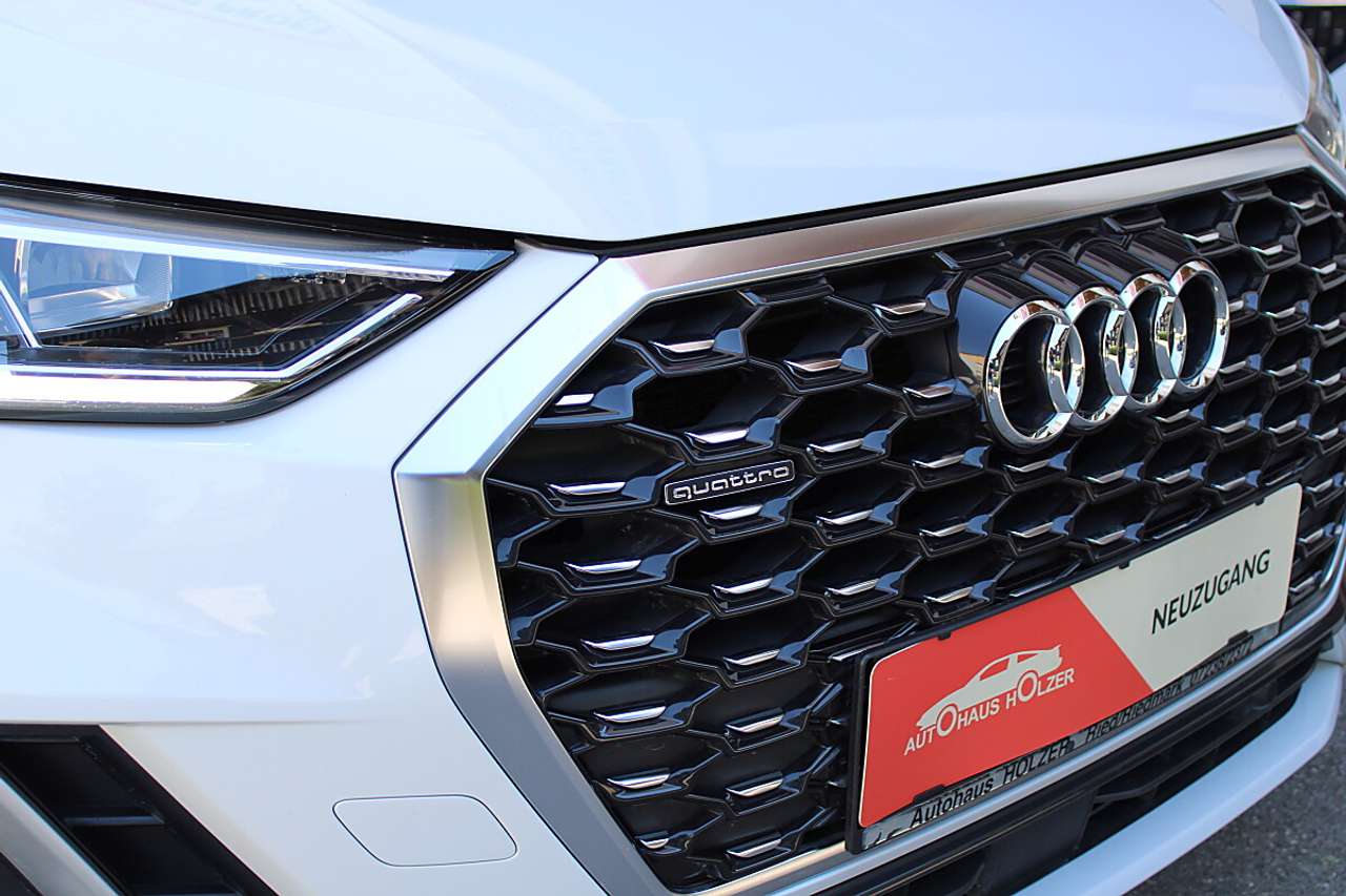 Audi Q3  Sportback 45 2.0 TFSI quattro S line *ACC, NAVI…