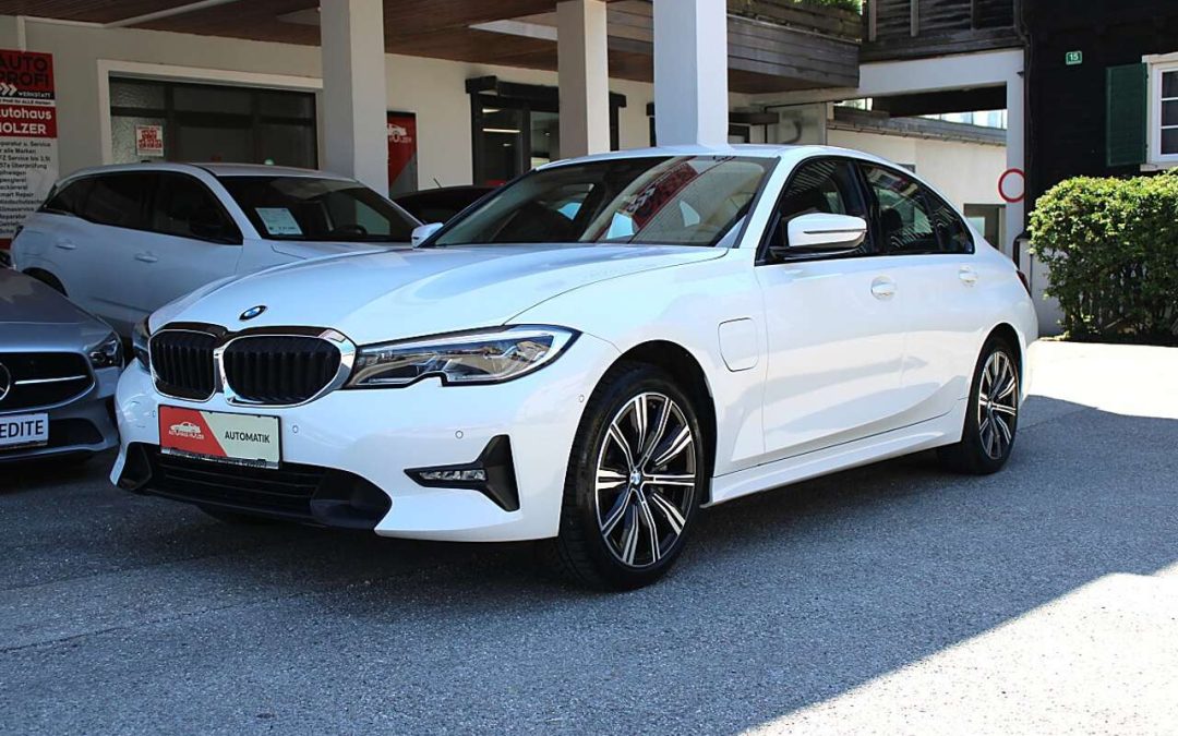 BMW 330  e PHEV Aut. Sport Line *LASER, Head-Up, M-Lenkrad*