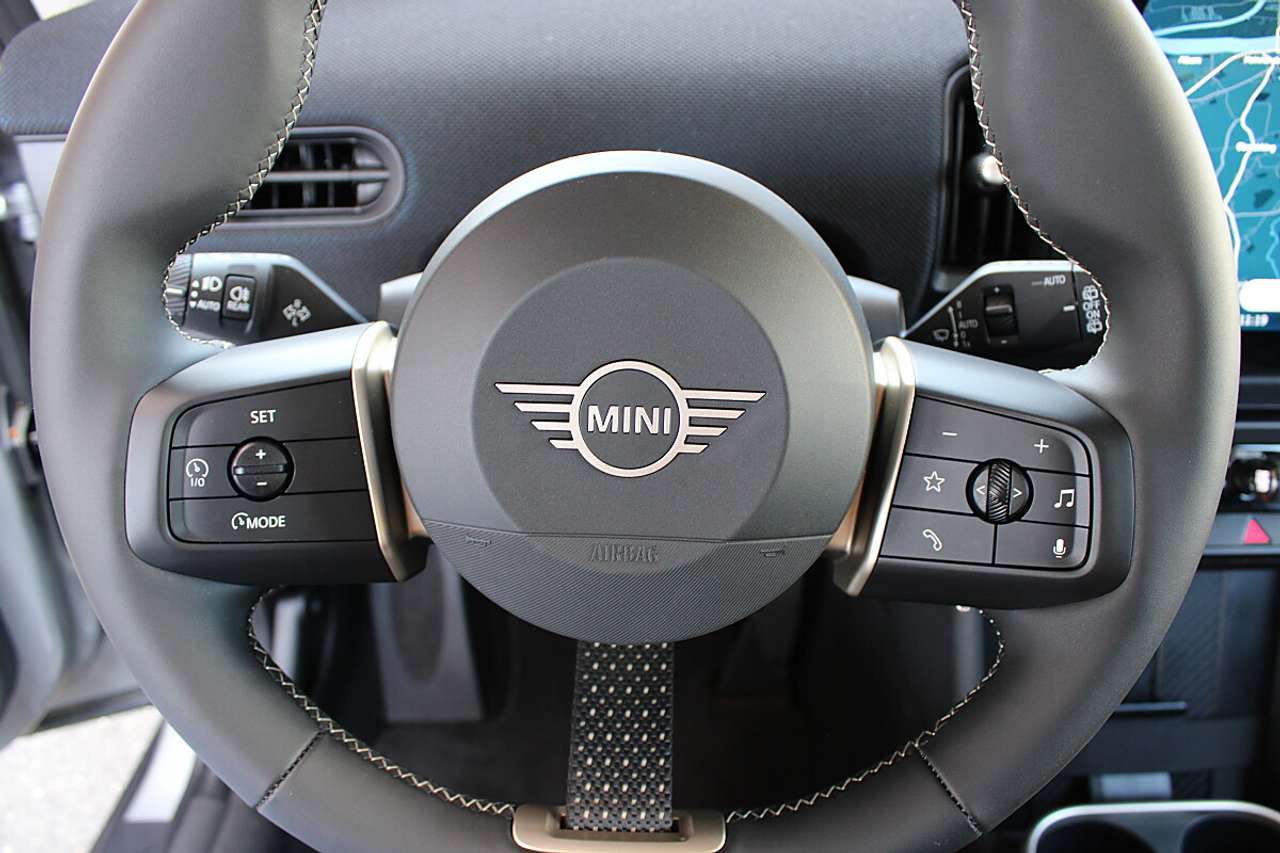 MINI Cooper  MINI Cooper C Classic Trim Aut. *S-Paket, Head-…