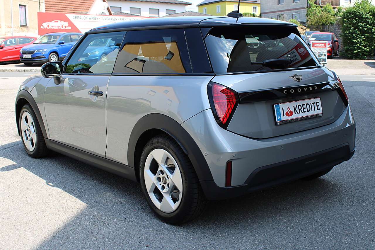 MINI Cooper  MINI Cooper C Classic Trim Aut. *S-Paket, Head-…